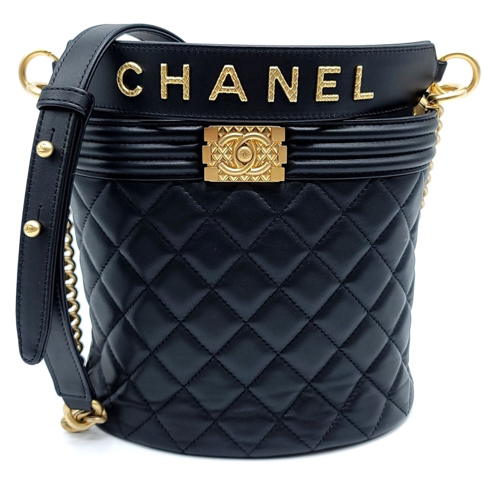 ❌SOLD❌ Chanel Black/Gold Quilted Boy Bucket Handbag –Black –2020–2021 -Authentic